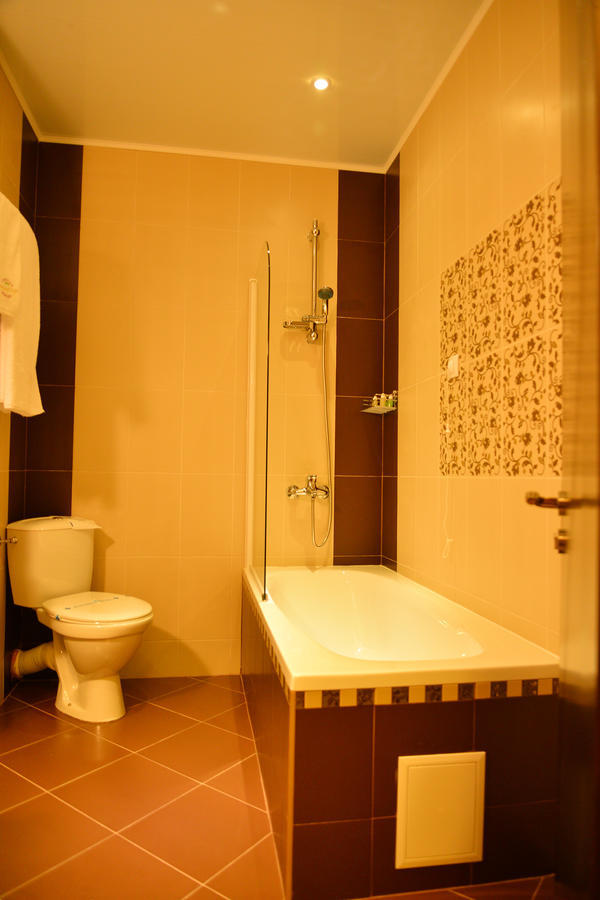 Chateau-Hotel Trendafiloff -B&B Chirpan Rum bild
